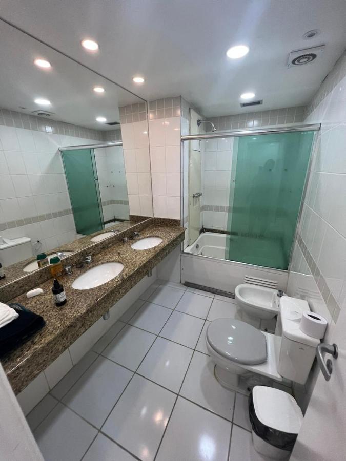 Tropical Hotel Executive Com Varanda Vista Da Ponta Negra มาเนาส์ ภายนอก รูปภาพ